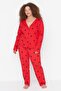 Kırmızı Kalpli Gömlek Yaka Örme Pijama Takımı TBBAW23AI00019
