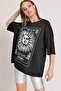 Women's Future Is Your Hands Oversize T-shirt - 2