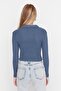 İndigo Düğme Detaylı Vücuda Oturan Crop Polo Yaka Fitilli Esnek Örme Bluz TWOAW22BZ0522 - 9