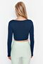 Koyu Lacivert Crop Pencere/Cut Out ve Baş Parmak Delik Detaylı Örme Spor Üst/Bluz TWOAW21BZ0156 - 5