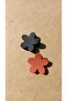 Set of 2 Flower Figure Latch Clasps (orange - Black) - 2
