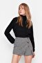 تنورة شورت منسوجة بنقشة Houndstooth باللون الأسود TWOAW23SR00055 - 2