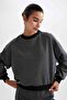 Crew Neck Sweatshirt - Relaxed Fit - 3