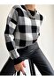 Stylish Black Color Plaid Pattern Round Collar Loose Cut Sweater 0122 - 4