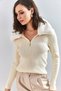 Women's Ecru Fur Collar Zippered Knitwear Sweater 20223234 - 3