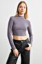 Women's Gray Half Turtleneck Crop Blouse - 4