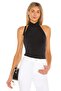 بدلة نسائية من الجيرسيه الحريري بقصة منخفضة