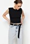 Siyah Vatkalı Fitted/Vücuda Oturan Bisiklet Yaka Crop Esnek Örme Bluz TWOSS23BZ00251