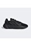 حذاء رياضي أسود للجنسين من Ozelia