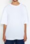 Beyaz %100 Kalın Pamuklu Oversize/Geniş Kalıp Bisiklet Yaka Örme T-Shirt TWOSS23TS00040 - 9