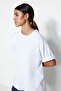 Beyaz %100 Kalın Pamuklu Oversize/Geniş Kalıp Bisiklet Yaka Örme T-Shirt TWOSS23TS00040 - 7
