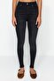 Siyah Vücudu Saran Yüksek Bel Ekstra Esnek Skinny Jeans TWOSS23JE00080 - 4