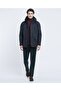 Jacket - Lightweight and Fashionable Design - 4