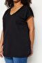 Siyah Relaxed V Yaka Yırtmaçlı %100 Pamuk Örme T-Shirt TBBSS22BF0036 - 5