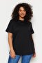 Siyah Relaxed Bisiklet Yaka Yırtmaçlı %100 Pamuk Örme T-Shirt TBBSS22BF0031