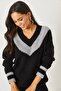 Black V-Neck Glitter Detailed Soft Textured Knit Sweater KZK-19000587 - 5