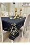 مفرش طاولة مقاوم للبقع مطرز باللون الذهبي اللامع - 3