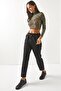 Women's Black Elastic Waist Pocket Carrot Pants PNT-19000203 - 3