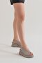 Elpidio Women's Leather Sandals Ice Gray