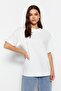 Ekru %100 Kalın Pamuklu Sırt Baskılı Relaxed/Geniş Rahat Kesim Örme T-Shirt TWOSS23TS00374 - 3