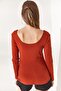 Women's Tile Wide Collar Camisole Blouse BLZ-19000722 - 7