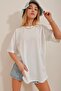 Women's White Crew Neck Double Sleeve Two Thread Side Slit Oversize T-Shirt ALC-X7871 - 4