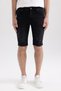 Slim Fit Narrow Fit Regular Waist Skinny Leg Jean Bermuda Shorts A6434ax23sm