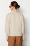 Steinfarbener, weich strukturierter Basic-Strickpullover TWOAW21KZ0204 - 5