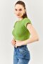 Grass Green Short Sleeve Crew Neck Fitted 100% Cotton Camisole Stretchy Crop Blouse - 4