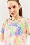 تي شيرت Batik Rainbow كبير الحجم مريح 100% من القطن الممشط برقبة دائرية وأكمام قصيرة - 8