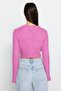 Pembe Crop Yumuşak Dokulu Kruvaze Triko Kazak TWOAW24KZ00381 - 5