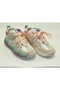 Dalgalı taban renkli sneaker
