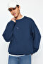 Lacivert Bisiklet Yaka Oversize/Geniş Kesim İçi Polarlı Dinozor Nakış Sweatshirt TMNAW24SW00064