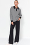 Siyah Çizgili Polo Yaka Kalın İçi Polarlı Oversize Örme Sweatshirt TWOAW24SW00344 - 2