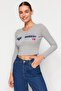 Gray Slogan Printed Fitted Flexible Ribbed Crop Knitted Blouse TWOAW24BZ00318 - 2