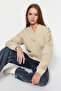 Taş Kalın İçi Polarlı Kapüşonlu Rahat Kesim Crop Örme Sweatshirt TWOAW24SW00065