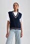 Oversize Fit V-Neck Sweater S0375az23wn