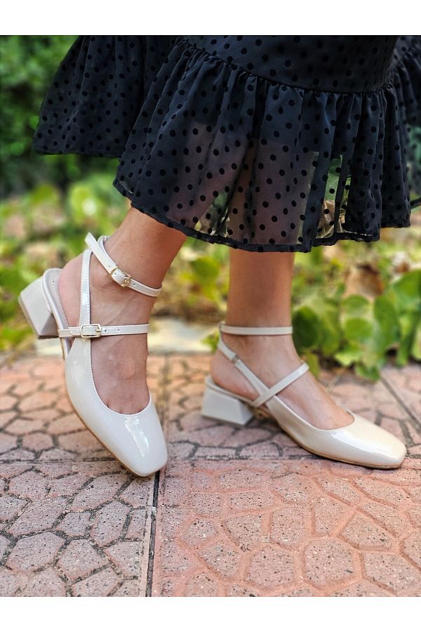 EPTC Cream Patent Leather Mary Jane Vintage Square Blunt Toe Thick Heeled Shoes Narrow Fit MUST BUY 1 SIZE BIGGER Trendyol