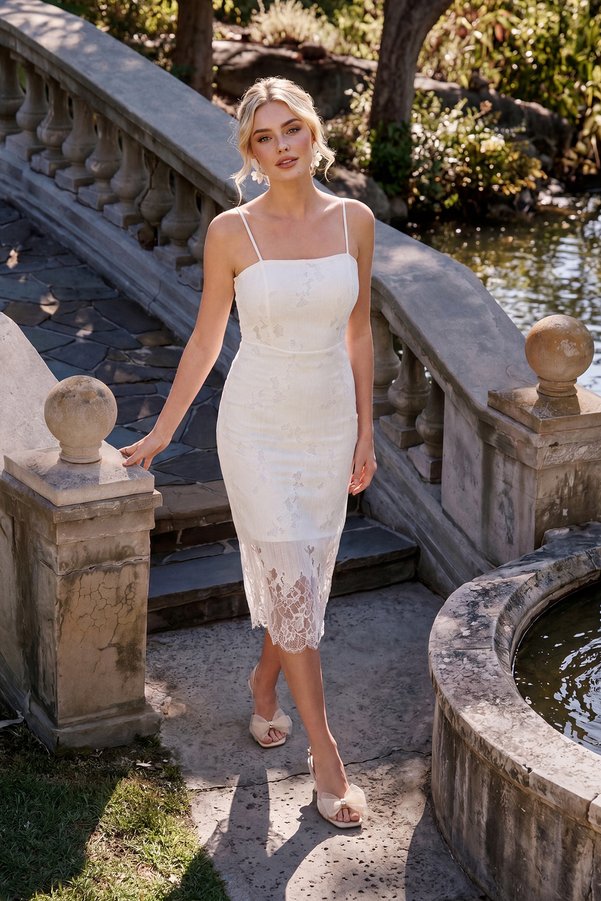 Trendyol Collection White Plain Knitted Lace Midi Lined Cocktail Dress Tpraw26El00098