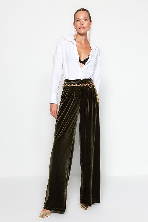 Trendyol Collection-Limitierte Edition – Khakifarbene Samthose TPRAW23PL00017 1