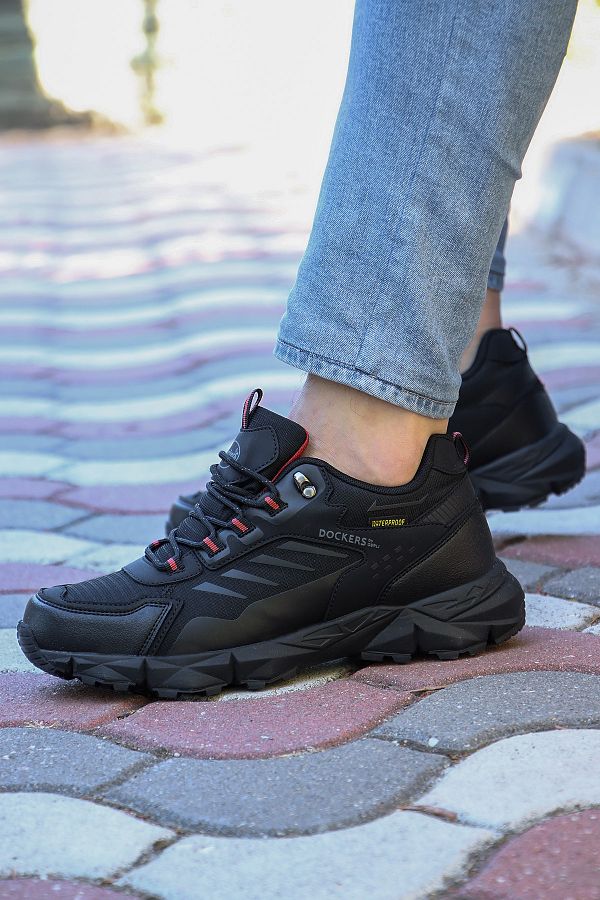 Waterproof dockers 2025