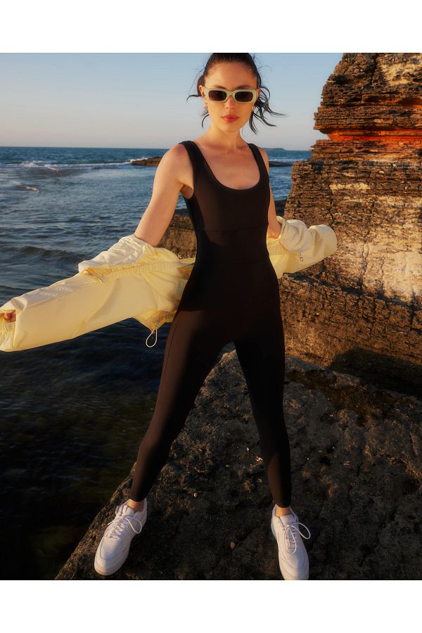ESMERALDA'S LEGGINGS-Women's Black Sports Tights Jumpsuit 1