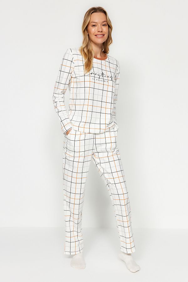 Trendyol Collection-100% памучен комплект бяла карирана пижама - тениска и панталон Thmaw24Pt00235 1