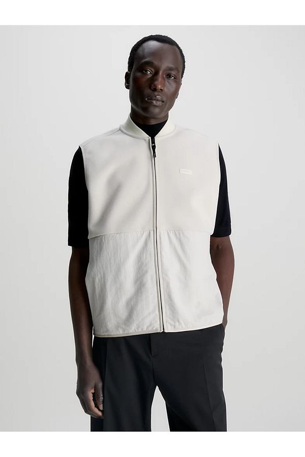 Calvin Klein Men s Plain Model Sleeveless Zipper Closure White Vest K10k111520 ace Trendyol
