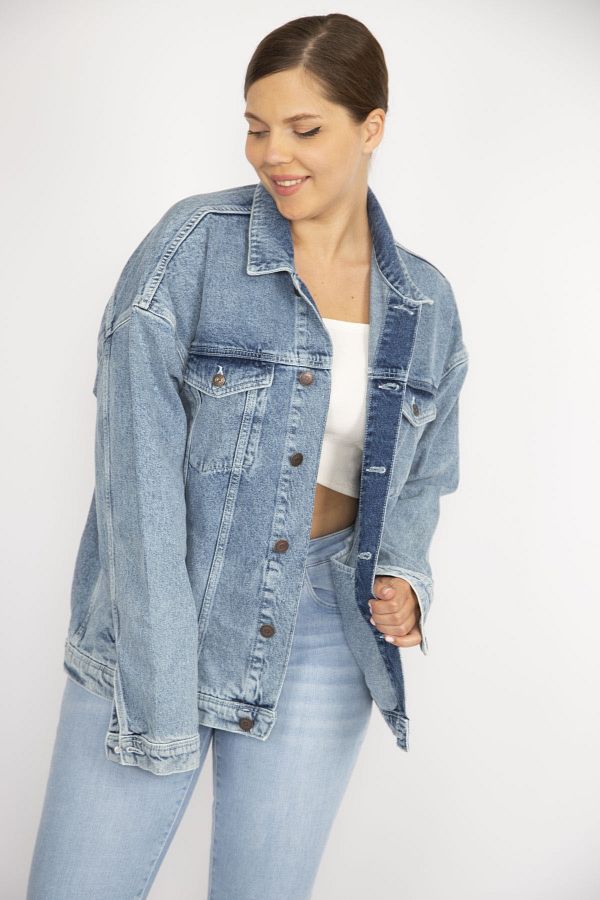 Şans-Women's Large Size Blue Denim Coat with Print Detail on the Back 65N36974 1