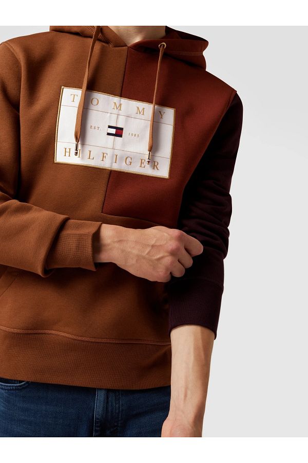 Tommy Hilfiger Men s brown hoodie ICON COLORBLOCK MW0MW20141
