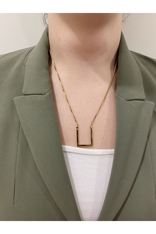 Liora necklace on sale