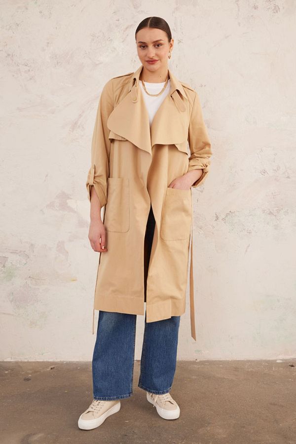 Aker Viscose Trench Coat with Epaulettes on the Sleeves Trendyol