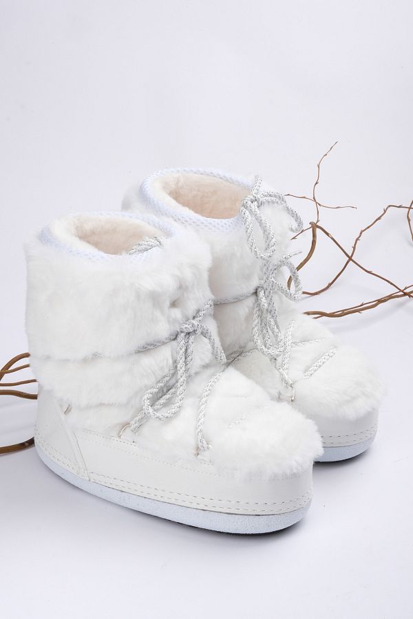 Furry short boots top