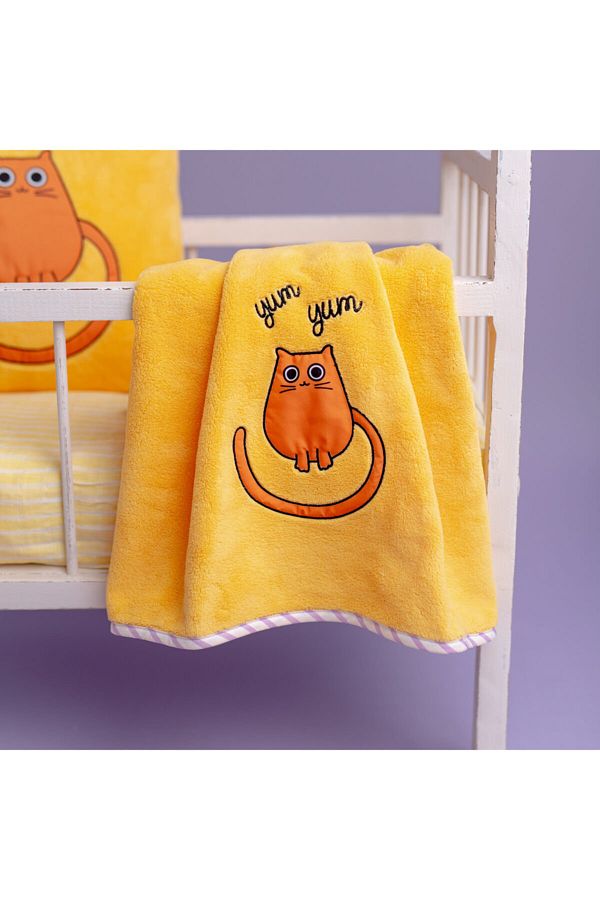 Milk & Moo-Chubby Cat Babydecke 1